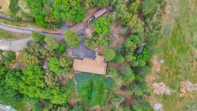 12615 Hilltop Ct, Pine Grove, CA 95665