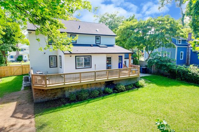 35 Grandview Avenue, Nanuet, NY 10954