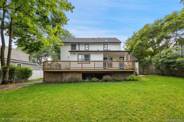 35 Grandview Avenue, Nanuet, NY 10954