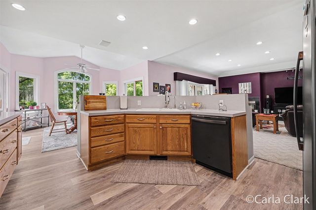 9899 Twelve Point Drive, Rockford, MI 49341