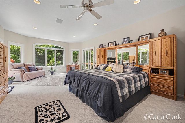 9899 Twelve Point Drive, Rockford, MI 49341
