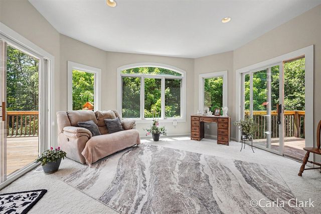 9899 Twelve Point Drive, Rockford, MI 49341