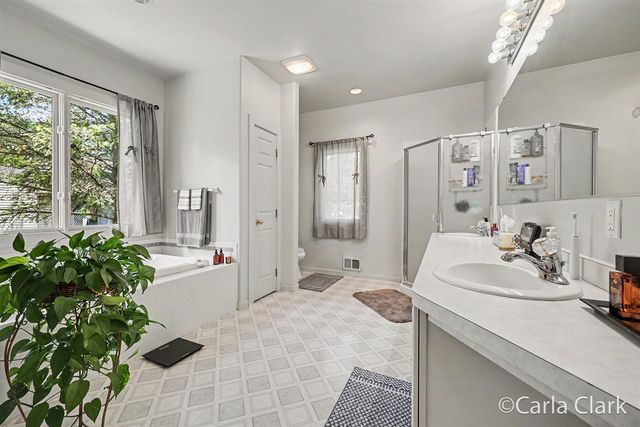 9899 Twelve Point Drive, Rockford, MI 49341