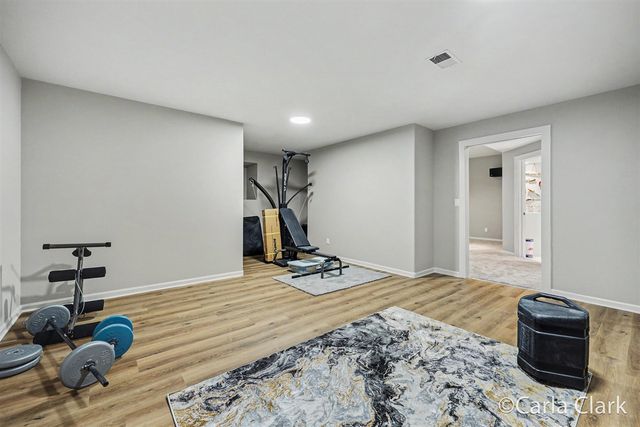 9899 Twelve Point Drive, Rockford, MI 49341