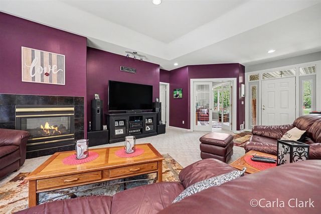 9899 Twelve Point Drive, Rockford, MI 49341