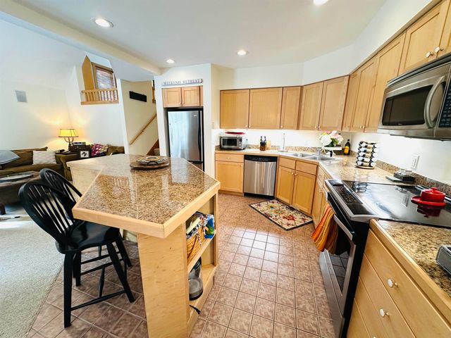 39B Kingswood Road, Dover, VT 05356