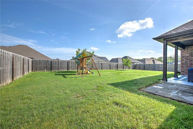 1201 Spring Hollow Road, Bentonville, AR 72713