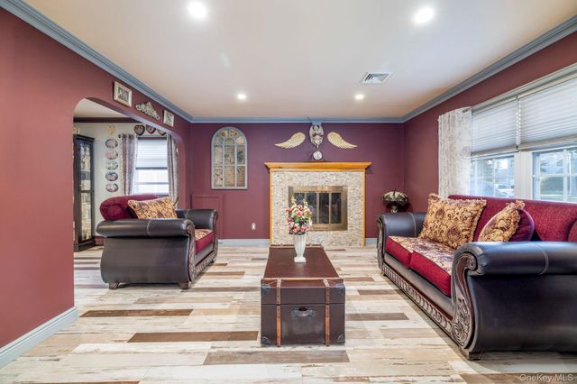 3628 Princeton Drive N, Wantagh, NY 11793