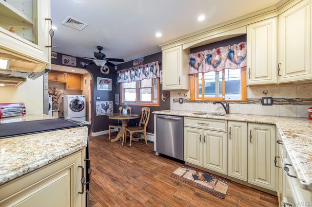 3628 Princeton Drive N, Wantagh, NY 11793