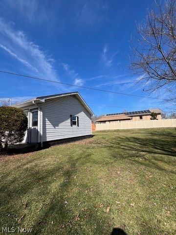 35 Highland Drive, Caldwell, OH 43724