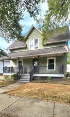 335 W Maple Street, Hartville, OH 44632