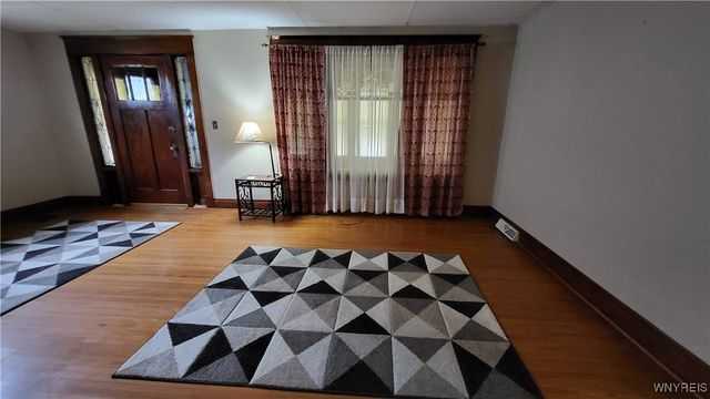 55 Princeton Place, Buffalo, NY 14210