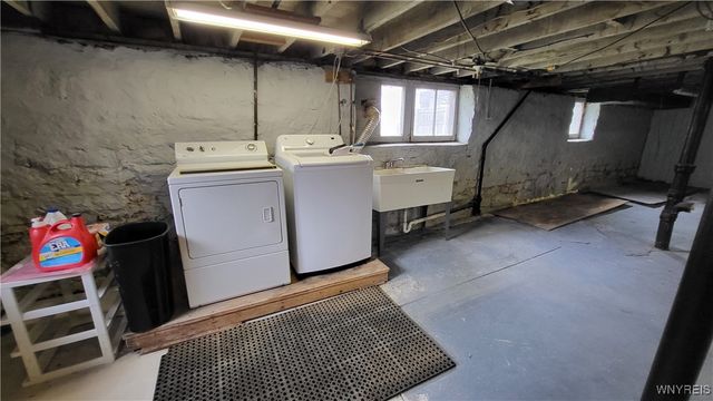 55 Princeton Place, Buffalo, NY 14210