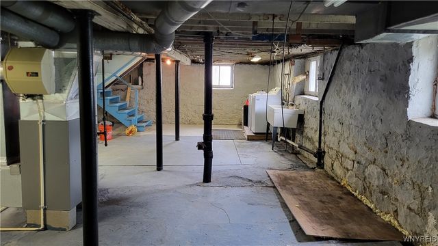 55 Princeton Place, Buffalo, NY 14210