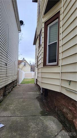 55 Princeton Place, Buffalo, NY 14210