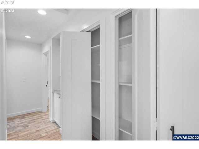 1117 6TH St, Salem, OR 97304