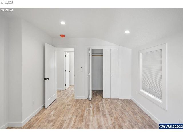 1117 6TH St, Salem, OR 97304