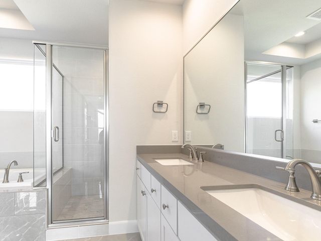 2718 Grand Fountains Drive H, Houston, TX 77054