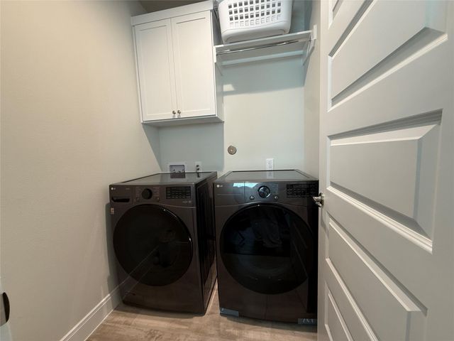 2718 Grand Fountains Drive H, Houston, TX 77054