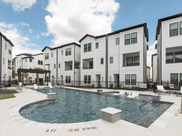 2718 Grand Fountains Drive H, Houston, TX 77054