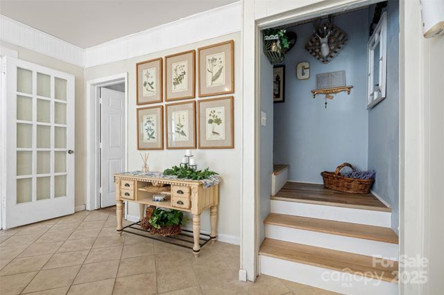 1231 Caldwell Place NW, Lenoir, NC 28645