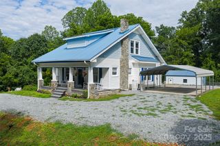 1231 Caldwell Place NW, Lenoir, NC 28645