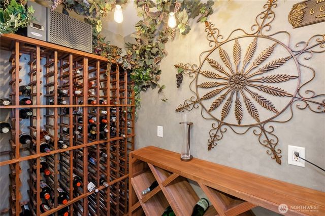 17714 SE 40th Place, Bellevue, WA 98008