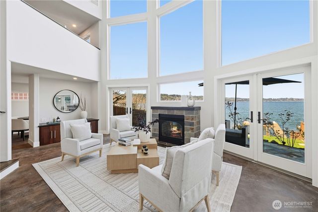 17714 SE 40th Place, Bellevue, WA 98008