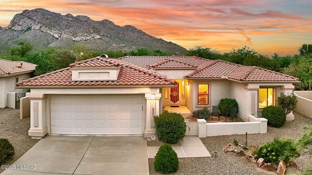 108 Silverstone Place, Tucson, AZ 85737