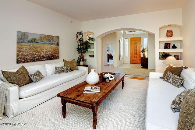 108 Silverstone Place, Tucson, AZ 85737