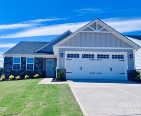 3282 Eller Drive Extension, Hickory, NC 28602