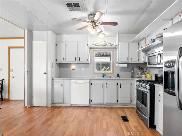 14000 El Evado 4, Victorville, CA 92392