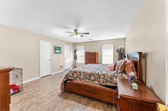 7307 Nickaburr Creek Drive, Magnolia, TX 77354