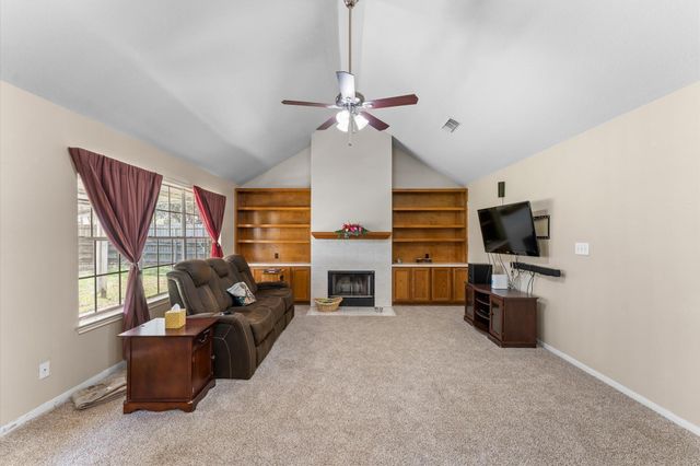 7307 Nickaburr Creek Drive, Magnolia, TX 77354