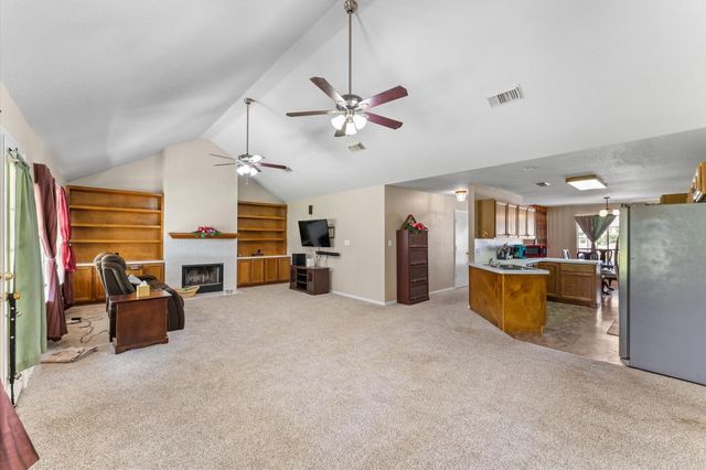 7307 Nickaburr Creek Drive, Magnolia, TX 77354