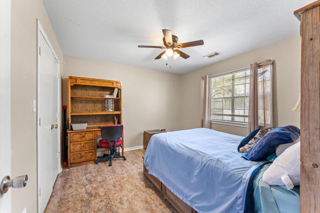 7307 Nickaburr Creek Drive, Magnolia, TX 77354