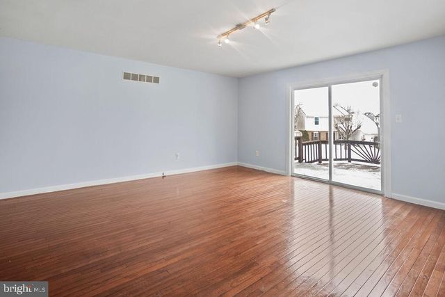 221 VERCELLI DR, Bear, DE 19701