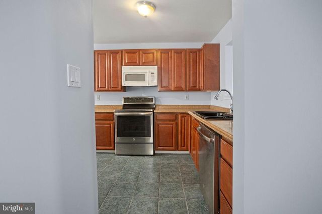 221 VERCELLI DR, Bear, DE 19701