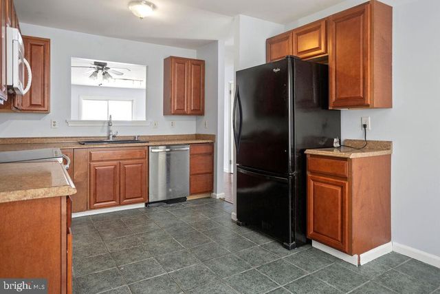 221 VERCELLI DR, Bear, DE 19701