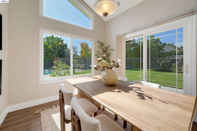 32808 Oakdale Ct, Union City, CA 94587