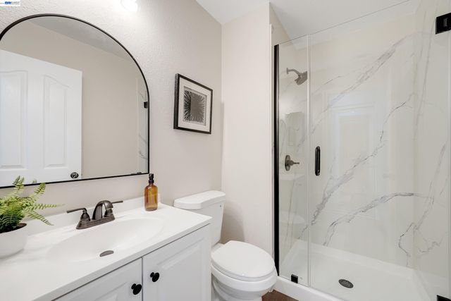 32808 Oakdale Ct, Union City, CA 94587