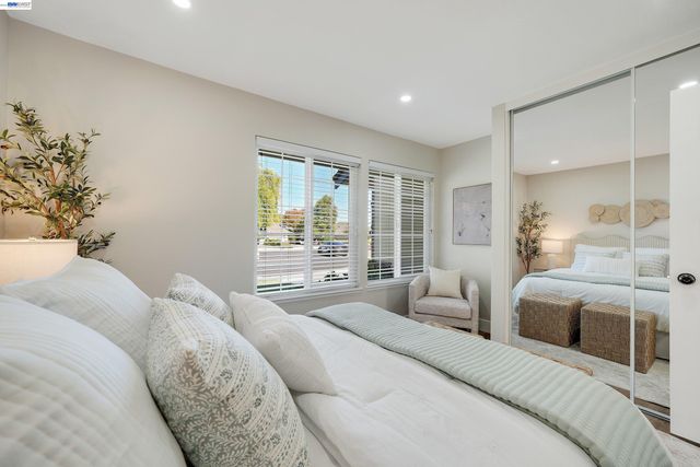 32808 Oakdale Ct, Union City, CA 94587