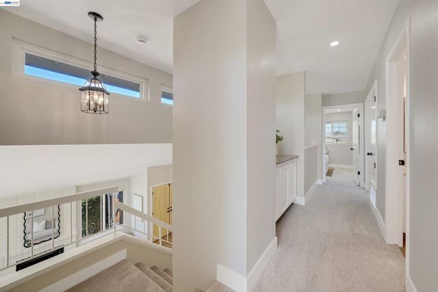 32808 Oakdale Ct, Union City, CA 94587