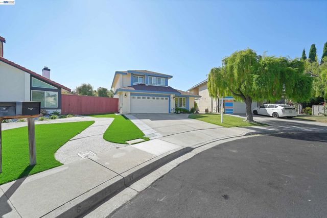32808 Oakdale Ct, Union City, CA 94587