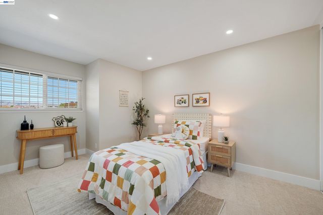 32808 Oakdale Ct, Union City, CA 94587