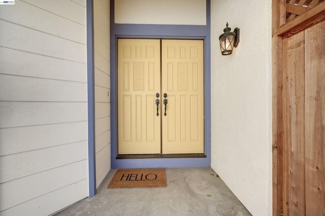 32808 Oakdale Ct, Union City, CA 94587