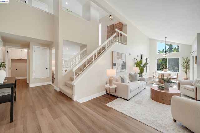 32808 Oakdale Ct, Union City, CA 94587