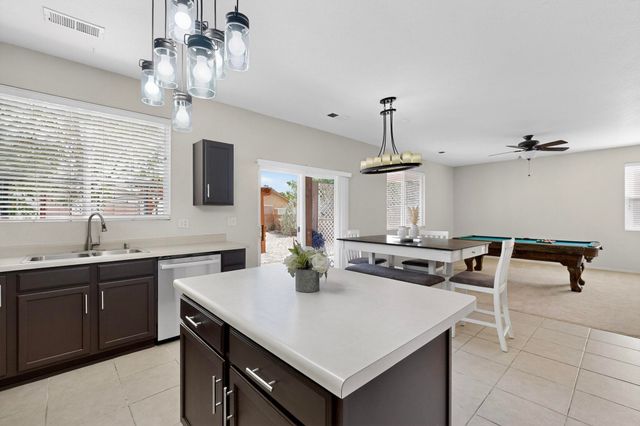 409 PLAYFUL MEADOWS Drive NE, Rio Rancho, NM 87144