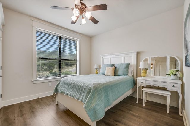 17800 Edgewood WAY 301, Jonestown, TX 78645