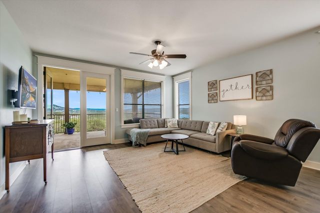 17800 Edgewood WAY 301, Jonestown, TX 78645